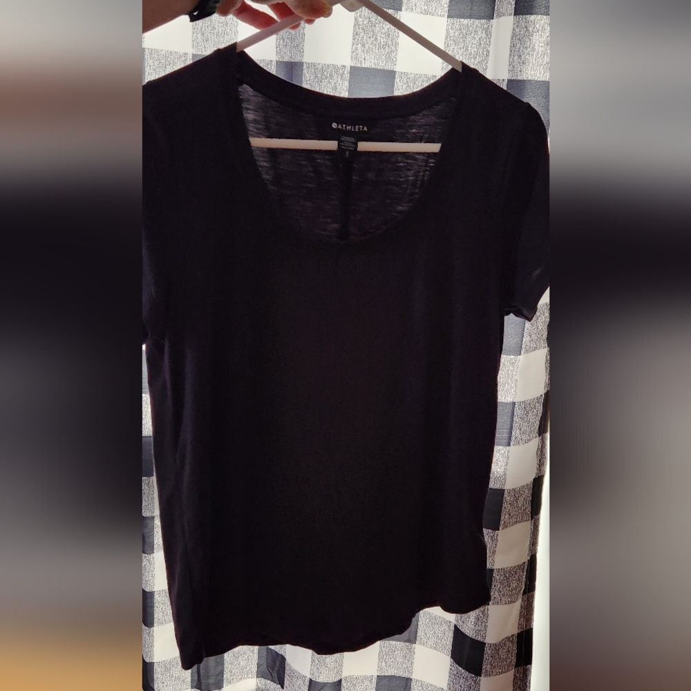 Athleta stratus II tee